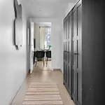 Апартаменты High Standard In Center *