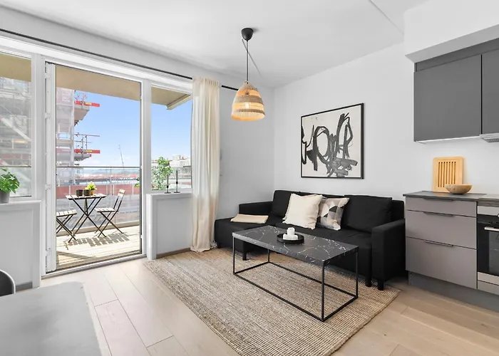 High Standard In Center *