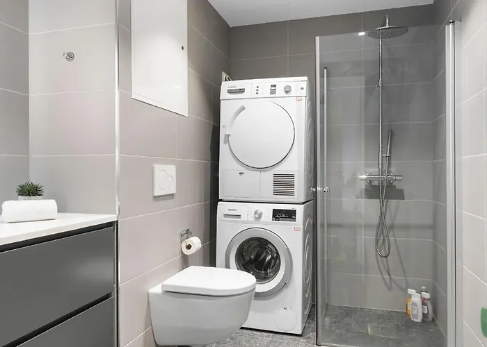 High Standard In Center Apartment *